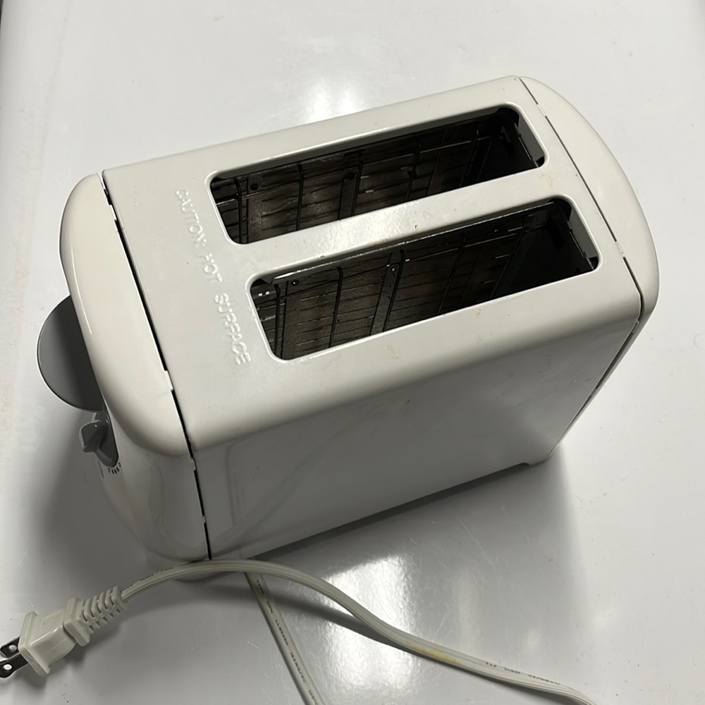 Two slice toaster